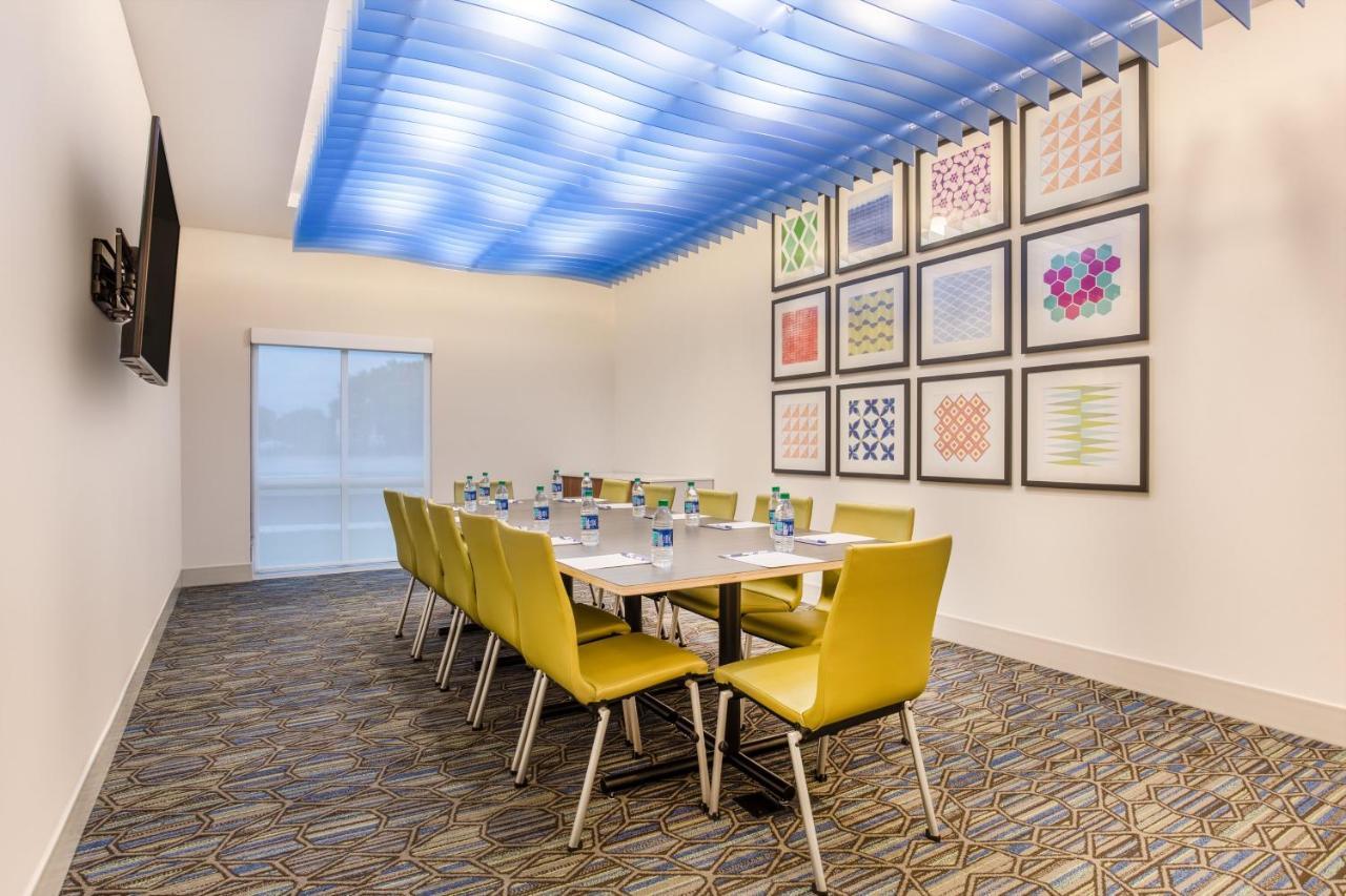 Holiday Inn Express & Suites - Ottawa By Ihg Esterno foto