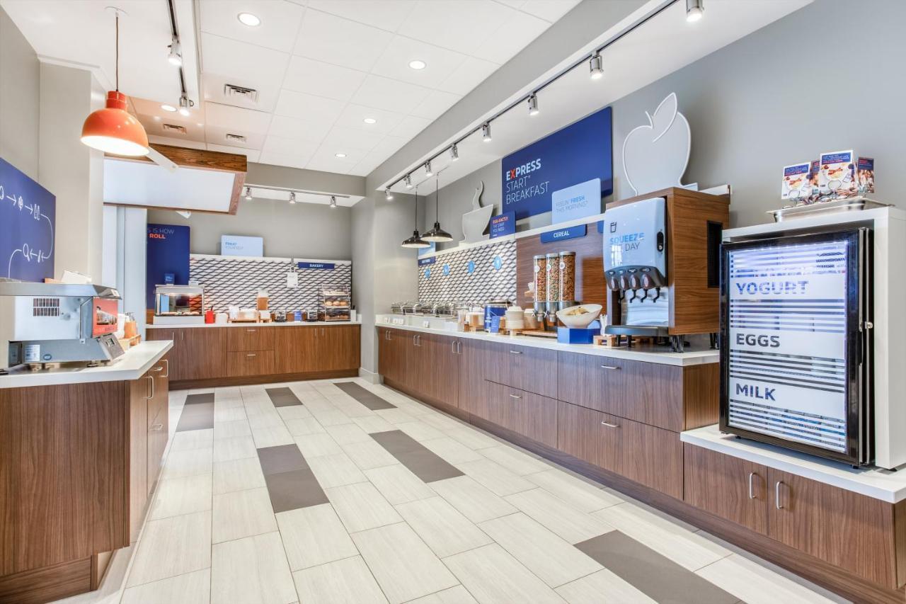 Holiday Inn Express & Suites - Ottawa By Ihg Esterno foto